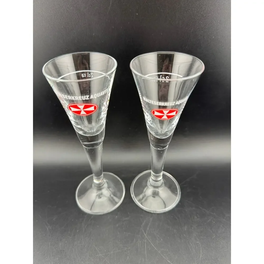 Malteser Kreuz Glass Champagne Flutes, Pair